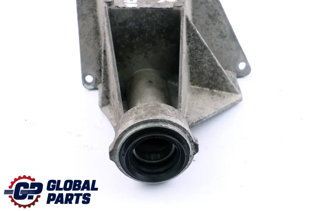 Bloc de Roulements Support Arbre L'Arbre D'Entrainement pour BMW X5 E53 3.0d à propos du numéro de pièce 7503120 BMW X5 E53 3.0d Bloc de Roulements Support Arbre L'Arbre D'Entrainement - SKU 7503120-1 - Numéro de pièce 7503120