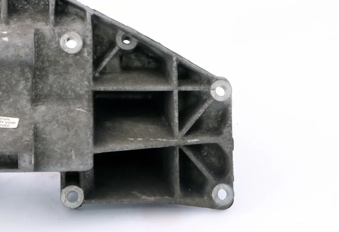 Compresor De Climatización Motor BMW X5 E53 M62 Soporte 7503463 para con número de pieza 7503477 Compresor De Climatización Motor BMW X5 E53 M62 Soporte 7503463 - SKU 7503477 - Número de pieza 7503477