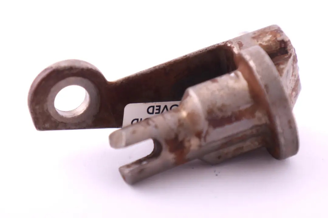 N62 Valve Train Spring Support to BMW 7 Series E65 E66 735i 745i Petrol with Part number 7504088 BMW 7 Series E65 E66 735i 745i Petrol N62 Valve Train Spring Support - SKU 7504088 - Part number 7504088