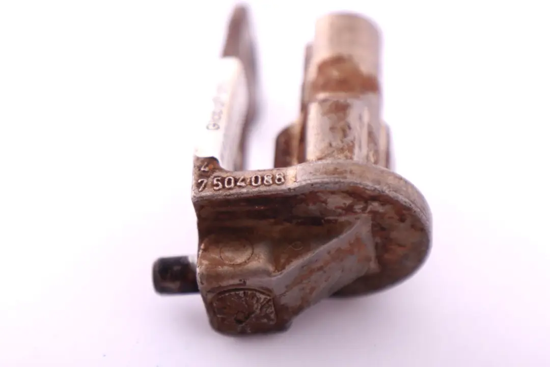 N62 Valve Train Spring Support to BMW 7 Series E65 E66 735i 745i Petrol with Part number 7504088 BMW 7 Series E65 E66 735i 745i Petrol N62 Valve Train Spring Support - SKU 7504088 - Part number 7504088