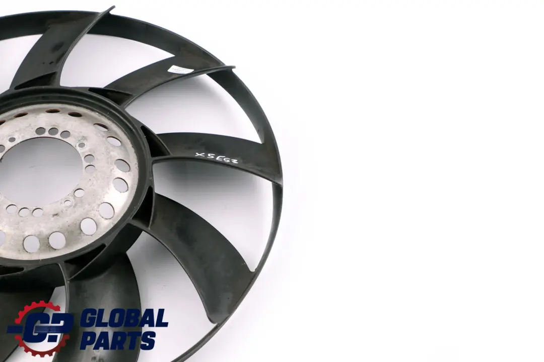 Radiator Fan Ventilator to BMW 7 X5 Series E53 E65 E66 E67 with Part number 7504732 BMW 7 X5 Series E53 E65 E66 E67 Radiator Fan Ventilator - SKU 7504732 - Part number 7504732