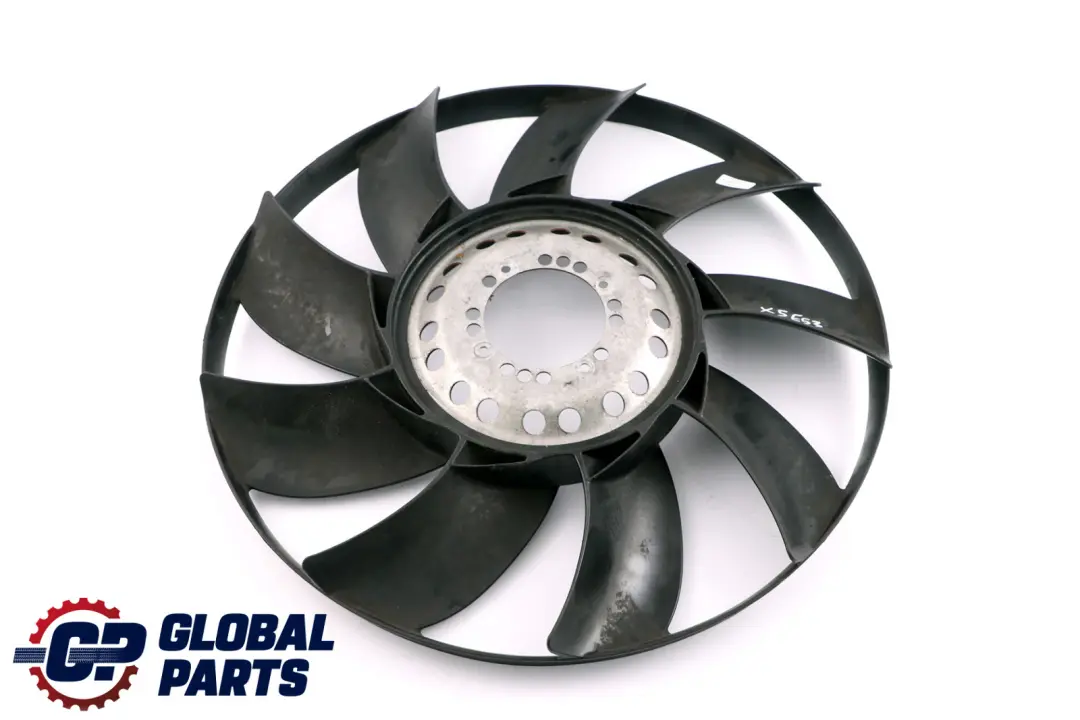 Wiatrak wentylator do BMW E53 X5 E65 E66 E67 o numerze 7504732 BMW E53 X5 E65 E66 E67 Wiatrak wentylator - SKU 7504732 - Numer Części 7504732