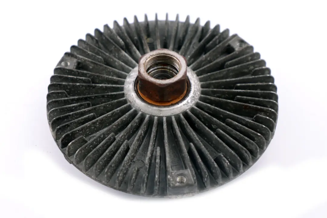 Embrague Ventilador Sistema de Refrigeracion Motor Gasolina Viscoso para BMW E39 E46 con número de pieza 7505302 BMW E39 E46 Embrague Ventilador Sistema de Refrigeracion Motor Gasolina Viscoso - SKU 7505302 - Número de pieza 7505302