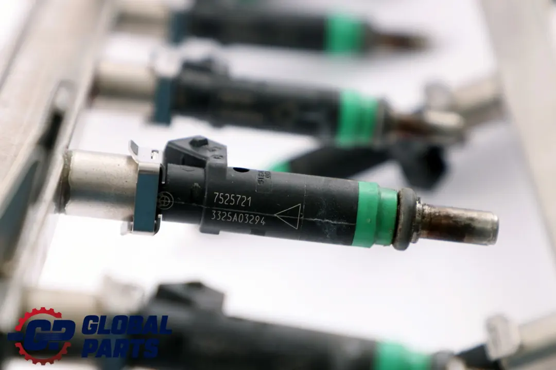 BMW 5 7 X5 E60 E61 E65 E66 E53 N62 Rail d'injection - SKU 7506923 - Numéro de pièce 7506923