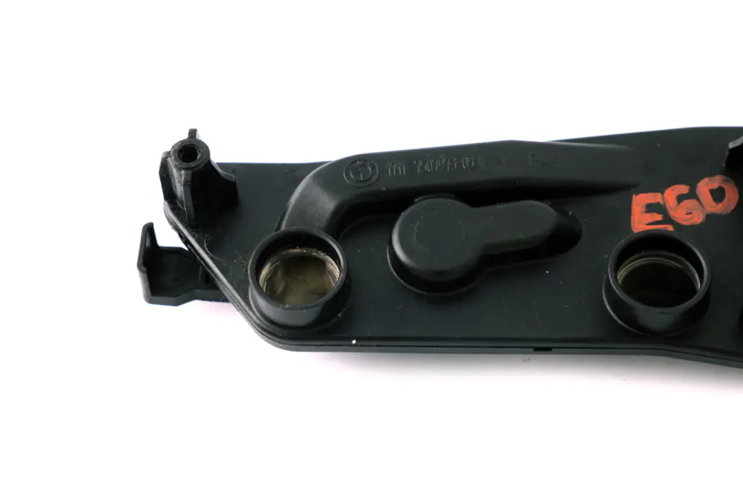 Thermostat Radiator Oil Cooler Mounting Plate Petrol to BMW 5 6 Series E60 E61 E63 with Part number 7507973 BMW 5 6 Series E60 E61 E63 Thermostat Radiator Oil Cooler Mounting Plate Petrol - SKU 7507973 - Part number 7507973