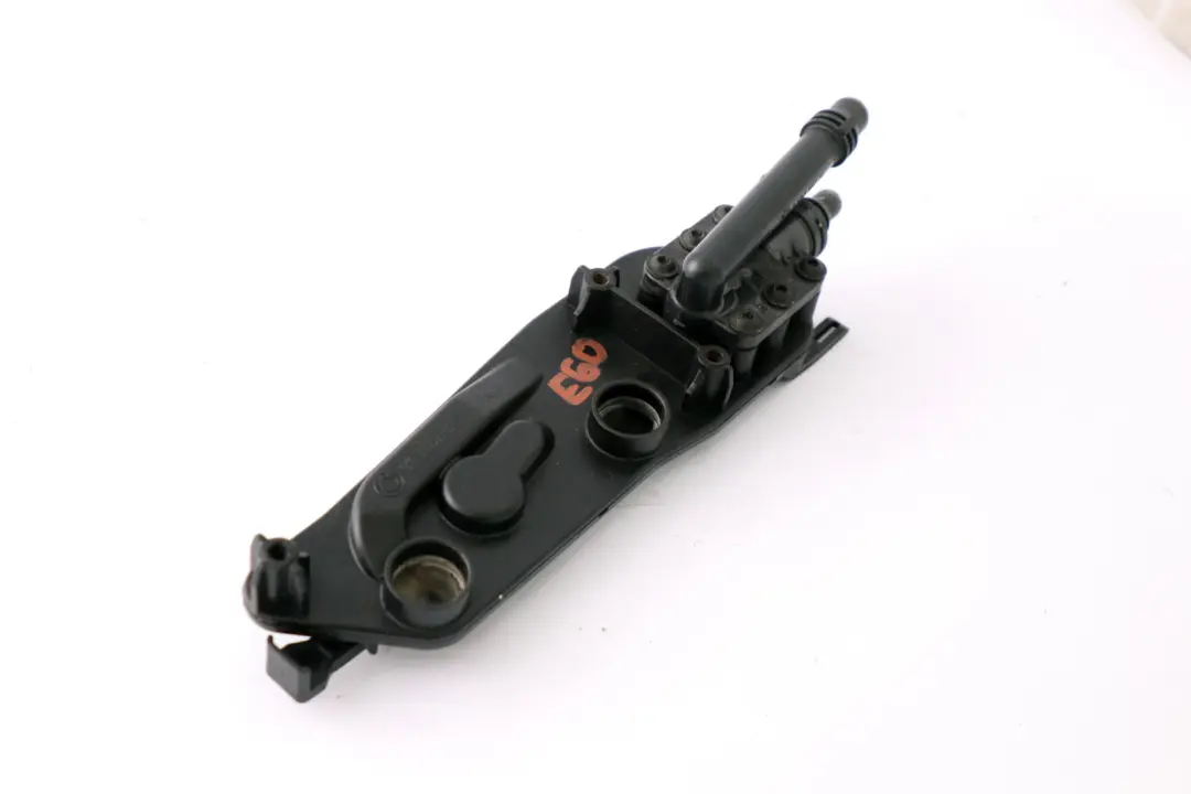 BMW E60 E61 Termostato Radiador Radiador Aceite Placa Montaje Gasolina - SKU 7507973 - Número de pieza 7507973