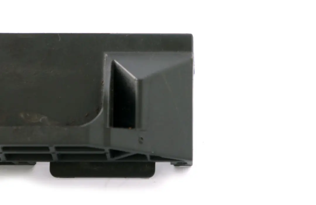 Lower Cooler Bracket Radiator to BMW 7 Series E65 E66 E67 with Part number 7508016 BMW 7 Series E65 E66 E67 Lower Cooler Bracket Radiator - SKU 7508016 - Part number 7508016