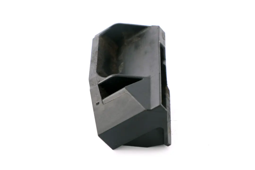 BMW E65 E66 E67 Cooler Radiator Lower Bracket Mount Holder - SKU 7508016 - Part number 7508016