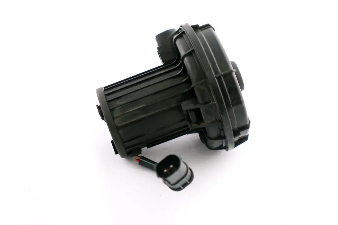 Secondary Air Pump Smog Pump to BMW 7 Series E65 E66 E67 Petrol with Part number 7508267 BMW 7 Series E65 E66 E67 Petrol Secondary Air Pump Smog Pump - SKU 7508267 - Part number 7508267