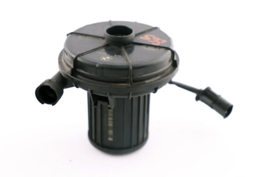 Secondary Air Pump Smog Pump to BMW 7 Series E65 E66 E67 Petrol with Part number 7508267 BMW 7 Series E65 E66 E67 Petrol Secondary Air Pump Smog Pump - SKU 7508267 - Part number 7508267