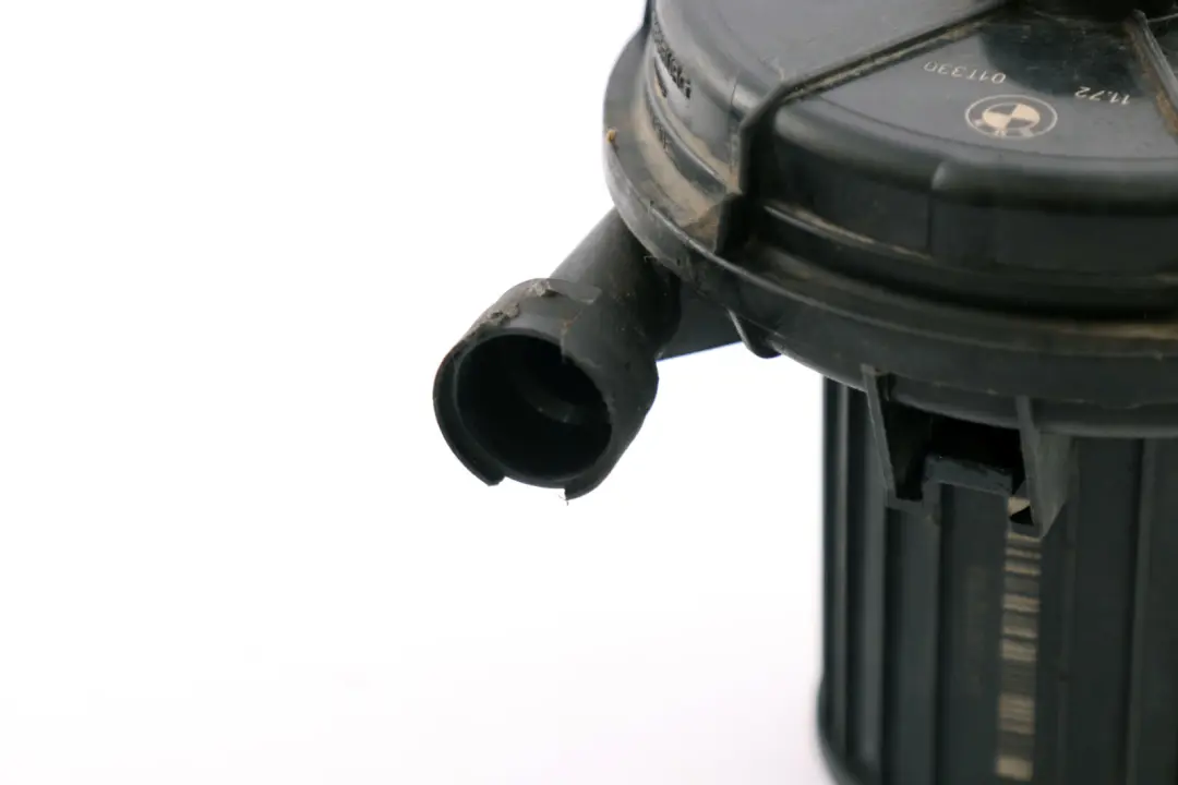 Secondary Air Pump Smog Pump to BMW 7 Series E65 E66 E67 Petrol with Part number 7508267 BMW 7 Series E65 E66 E67 Petrol Secondary Air Pump Smog Pump - SKU 7508267 - Part number 7508267