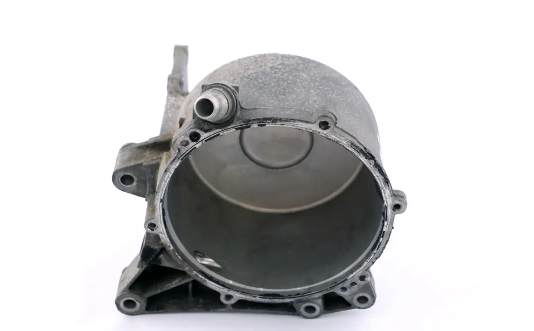 N62 Alternator Housing to BMW 7 Series E65 E66 735i 745i Petrol with Part number 7508607 BMW 7 Series E65 E66 735i 745i Petrol N62 Alternator Housing - SKU 7508607 - Part number 7508607