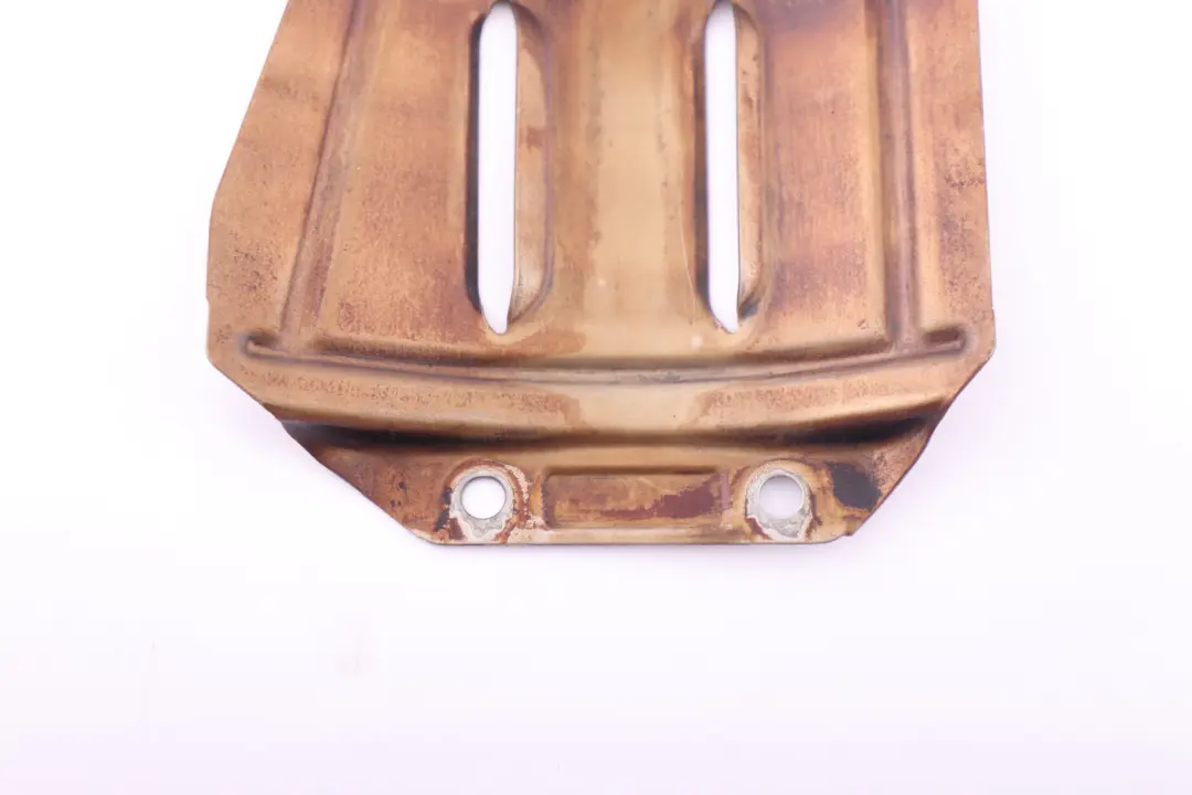 BMW 5 6 7 Series E60 E61 E63 E65 Oil Deflector Engine N62 Petrol - SKU 7508662 - Part number 7537887