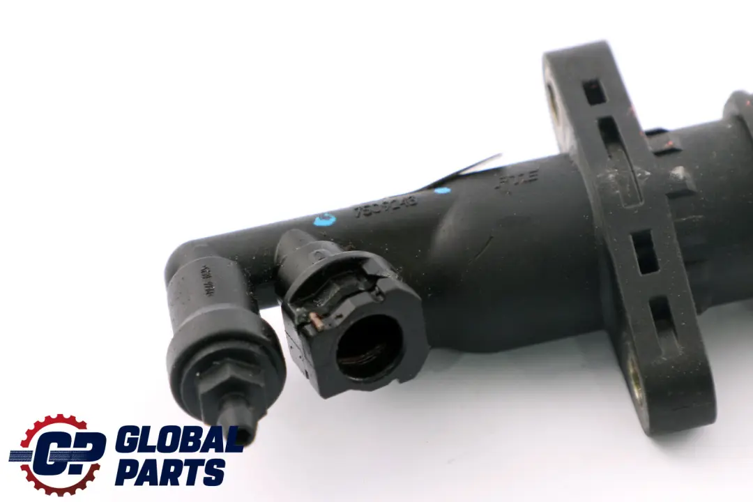 Kupplungsnehmerzylinder für Mini Cooper One R50 R52 R53 mit Teilenummer 7509243 Mini Cooper One R50 R52 R53 Kupplungsnehmerzylinder - SKU 7509243 - Teilenummer 7509243