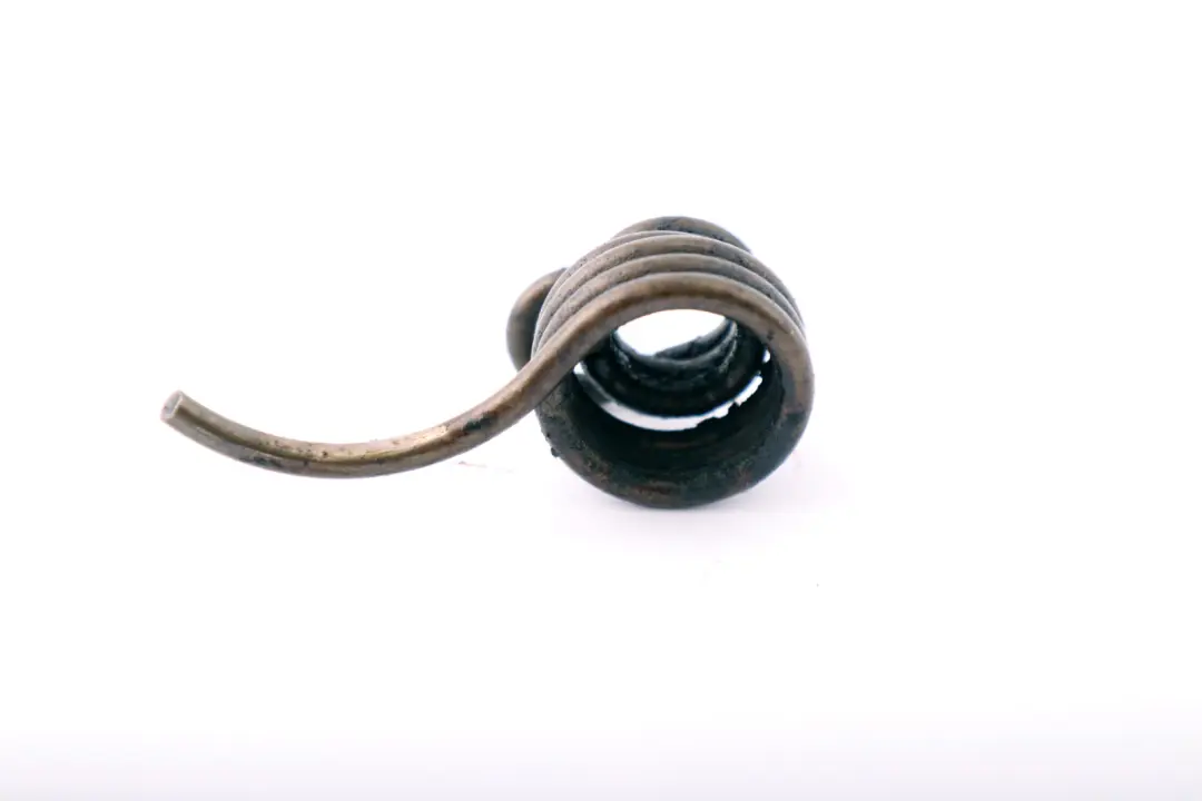 N62 Valve Train Retainer Spring Cyl 1-4 to BMW 7 Series E65 E66 735i 745i with Part number 7510353 BMW 7 Series E65 E66 735i 745i N62 Valve Train Retainer Spring Cyl 1-4 - SKU 7510353 - Part number 7510353