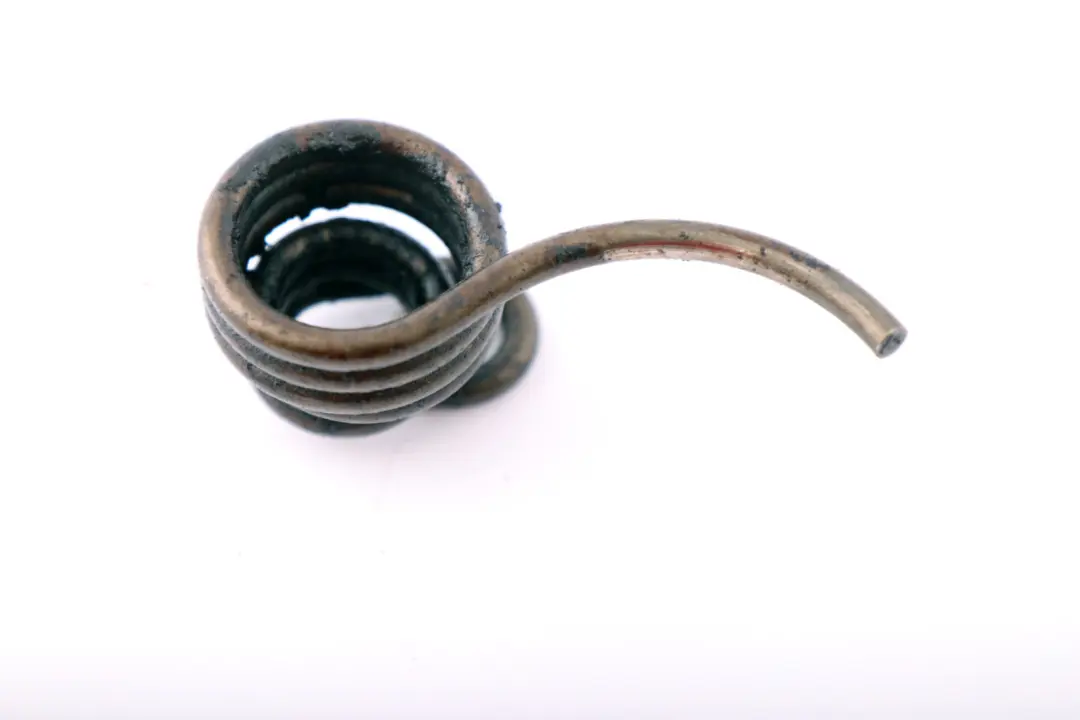 N62 Valve Train Retainer Spring Cyl 1-4 to BMW 7 Series E65 E66 735i 745i with Part number 7510353 BMW 7 Series E65 E66 735i 745i N62 Valve Train Retainer Spring Cyl 1-4 - SKU 7510353 - Part number 7510353