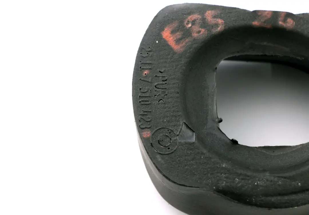 Shift Gear Cover Insert Shifter Covering to BMW Z4 Series E85 E86 with Part number 7510423 BMW Z4 Series E85 E86 Shift Gear Cover Insert Shifter Covering - SKU 7510423 - Part number 7510423