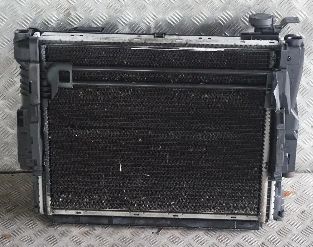 Complete Cooling Radiator Pack Fan Petrol 300W to BMW 3 Series E46 with Part number 7510617 BMW 3 Series E46 Complete Cooling Radiator Pack Fan Petrol 300W - SKU 7510617 - Part number 7510617