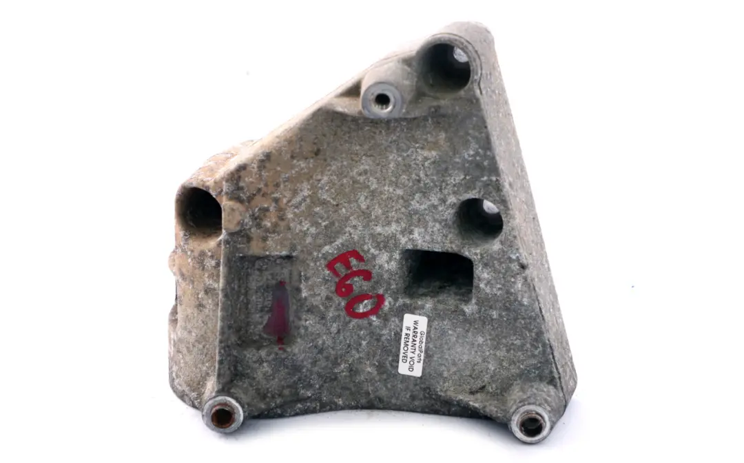 Łapa Uchwyt Mocowanie Klimy Klimatyzacji do BMW E60 E53 X5 E83 X3 o numerze 7512556 BMW E60 E53 X5 E83 X3 Łapa Uchwyt Mocowanie Klimy Klimatyzacji - SKU 7512556 - Numer Części 7512556