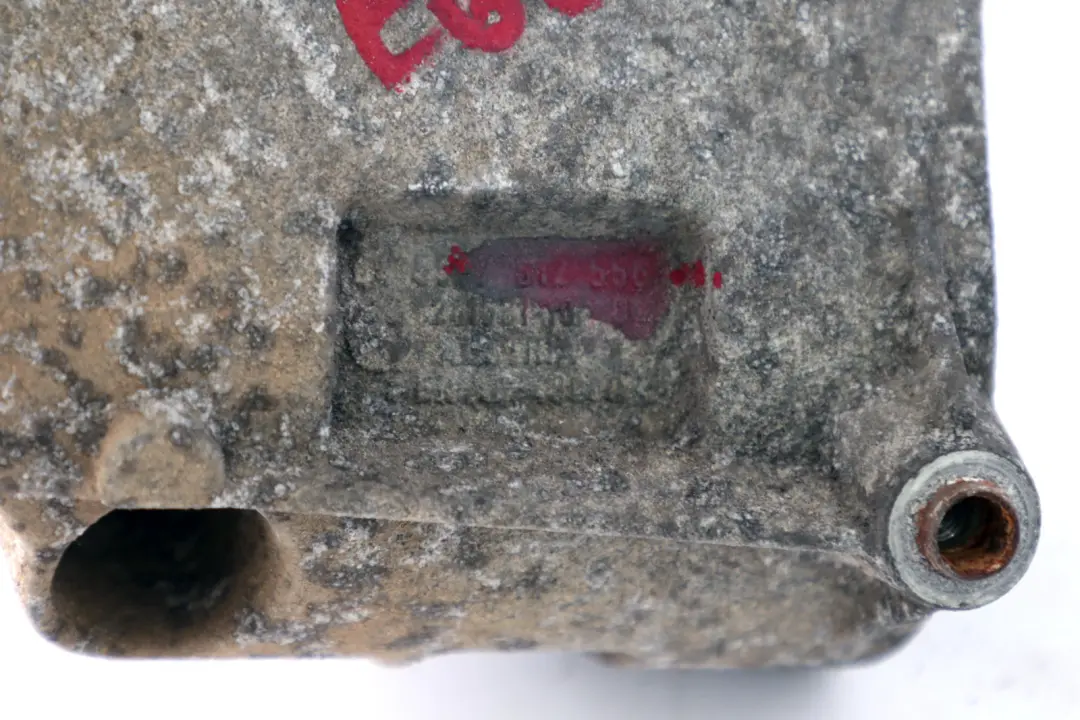 BMW E46 E60 X5 E53 X3 E83 Support De Compresseur De Climatisation - SKU 7512556 - Numéro de pièce 7512556