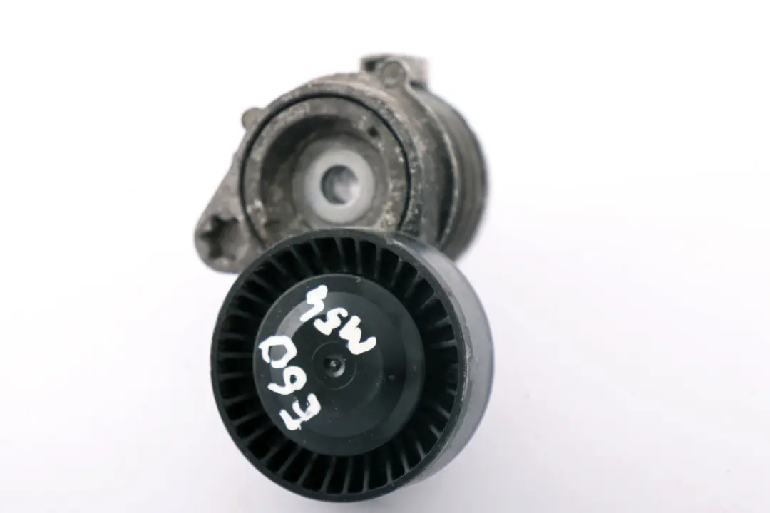 Spannrolle mit Spanneinrichtung für BMW 1 3 5 X3 X5 er E39 E46 E53 E60 E65 mit Teilenummer 7512758 BMW 1 3 5 X3 X5 er E39 E46 E53 E60 E65 Spannrolle mit Spanneinrichtung - SKU 7512758 - Teilenummer 7512758