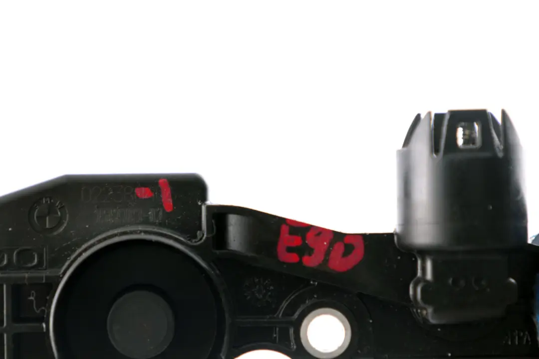 N46 N46N Eccentric Shaft Sensor 7513783 to BMW 1 3 Series E46 E87 E90 E91 Petrol with Part number 7527016 BMW 1 3 Series E46 E87 E90 E91 Petrol N46 N46N Eccentric Shaft Sensor 7513783 - SKU 7513783-1 - Part number 7527016