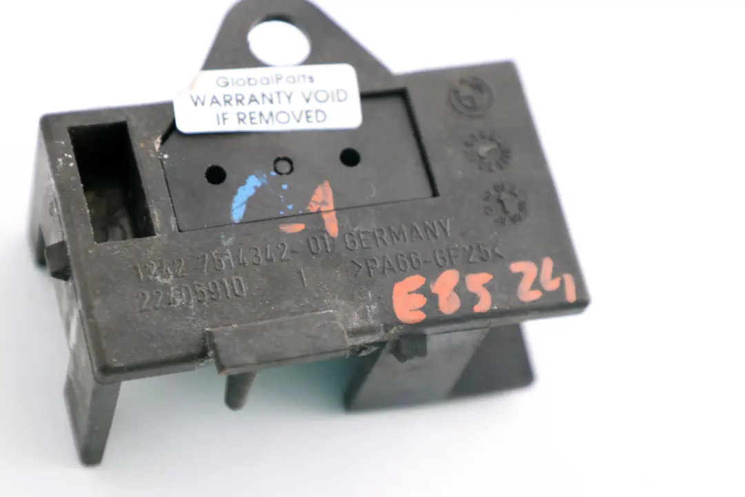 Base B+ Klemmstelle Scompartimento Motore per BMW Z4 E34 E85 con numero di parte 7514342 BMW Z4 E34 E85 Base B+ Klemmstelle Scompartimento Motore - SKU 7514342-1 - Numero di parte 7514342