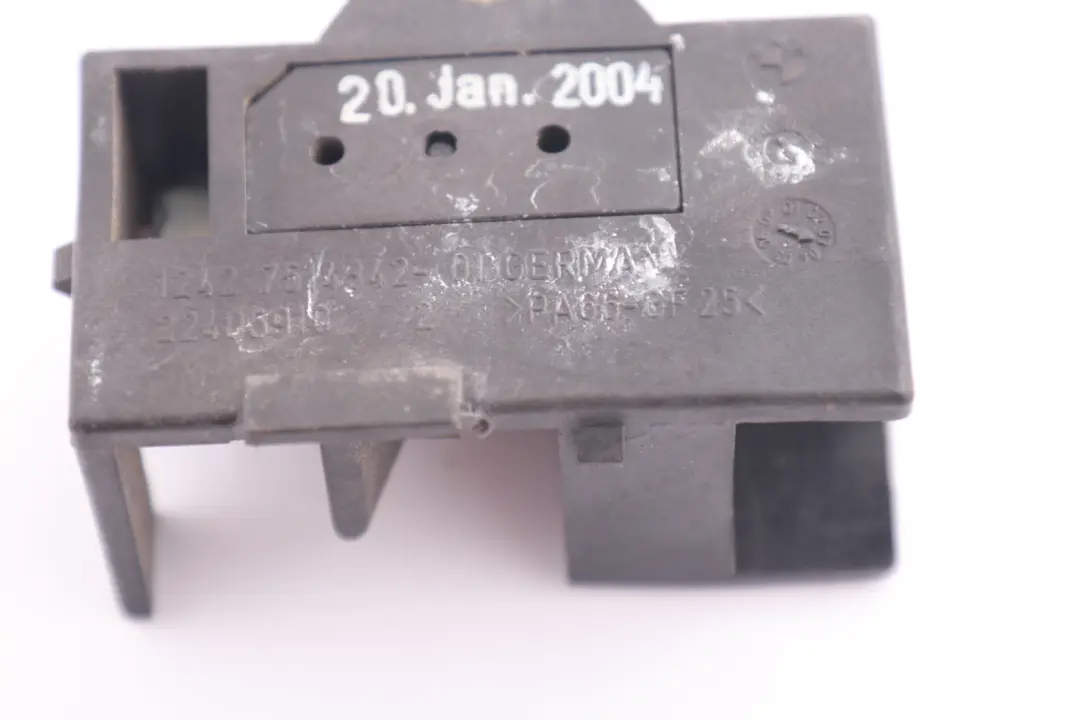 Podstawa Klemy Plus Plusowej do BMW E34 Z4 E85 o numerze 7514342 BMW E34 Z4 E85 Podstawa Klemy Plus Plusowej - SKU 7514342 - Numer Części 7514342