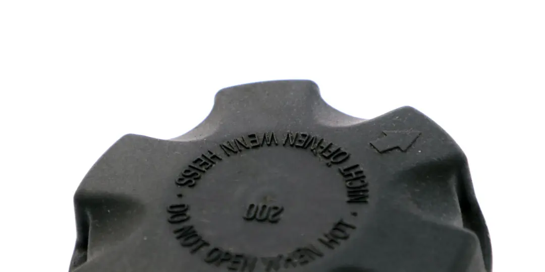 Kühler Ausgleichsbehälter Schraubkappe für BMW E60 E63 E90 E91 F10 mit Teilenummer 7639021 BMW E60 E63 E90 E91 F10 Kühler Ausgleichsbehälter Schraubkappe - SKU 7516004 - Teilenummer 7639021