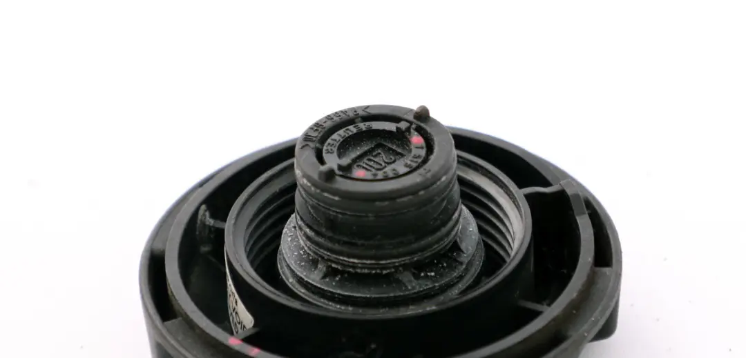 BMW E60 E63 E90 E91 F10 Korek Zbiorniczka Wyrównawczego - SKU 7516004 - Numer Części 7639021