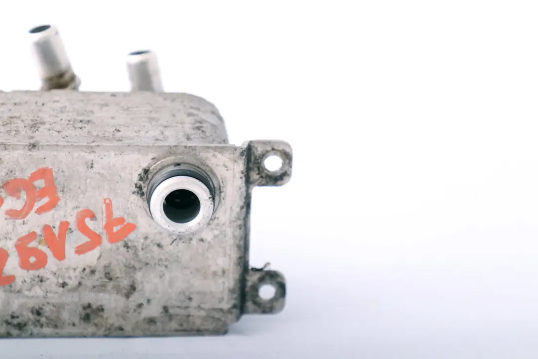 Scambiatore di Calore Cambio Automatico per BMW E60 E63 con numero di parte 7519213 BMW E60 E63 Scambiatore di Calore Cambio Automatico - SKU 7519213 - Numero di parte 7519213