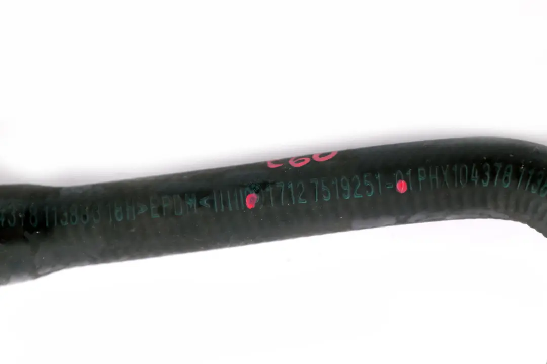 N62 Tubo flessibile ritorno liquido raffreddamento sistema per BMW E60 E61 E63 con numero di parte 7519251 BMW E60 E61 E63 N62 Tubo flessibile ritorno liquido raffreddamento sistema - SKU 7519251 - Numero di parte 7519251