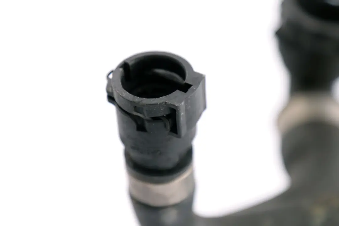 BMW 5 E60 E61 M54 Essence Vorlaufschlauch Refroidissement Tuyau - SKU 7519255 - Numéro de pièce 7519255
