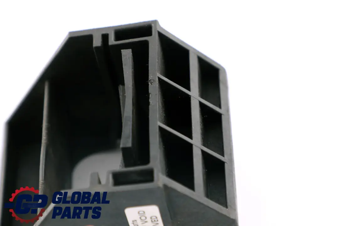 Lower Cooler Bracket Holder Radiator to BMW 5 6 Series E60 E61 E63 E64 with Part number 7519271 BMW 5 6 Series E60 E61 E63 E64 Lower Cooler Bracket Holder Radiator - SKU 7519271 - Part number 7519271