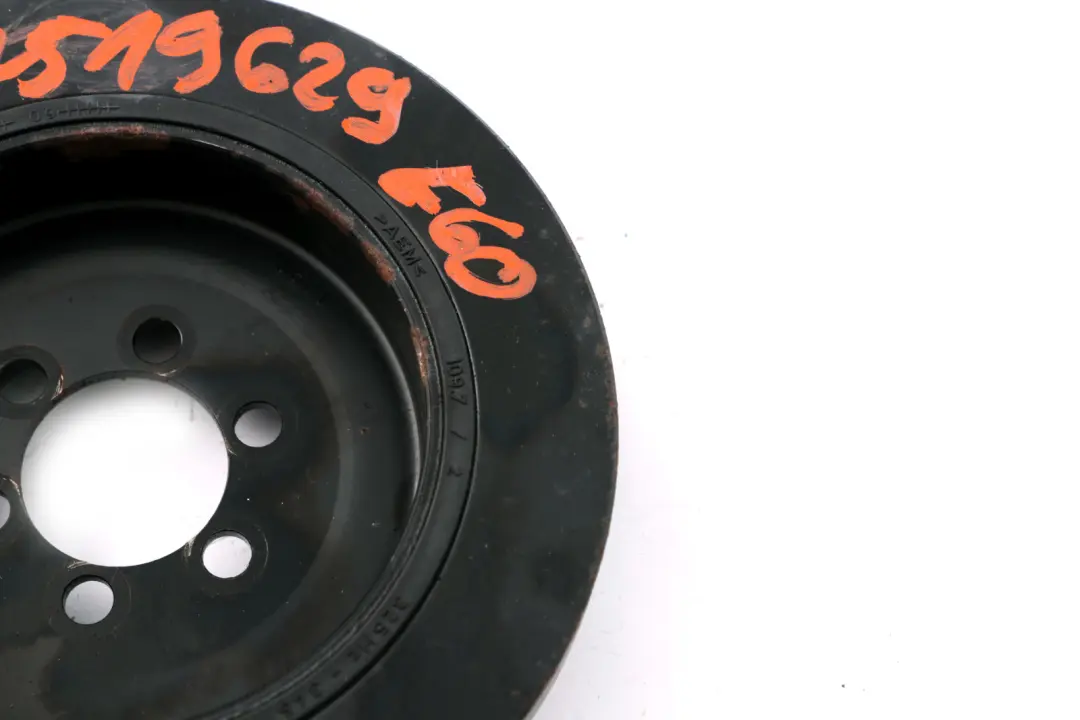 Amortisseur Vilebrequin pour BMW 1 3 5 Serie E60 E81 E87 E90 E91 à propos du numéro de pièce 7519629 BMW 1 3 5 Serie E60 E81 E87 E90 E91 Amortisseur Vilebrequin - SKU 7519629 - Numéro de pièce 7519629