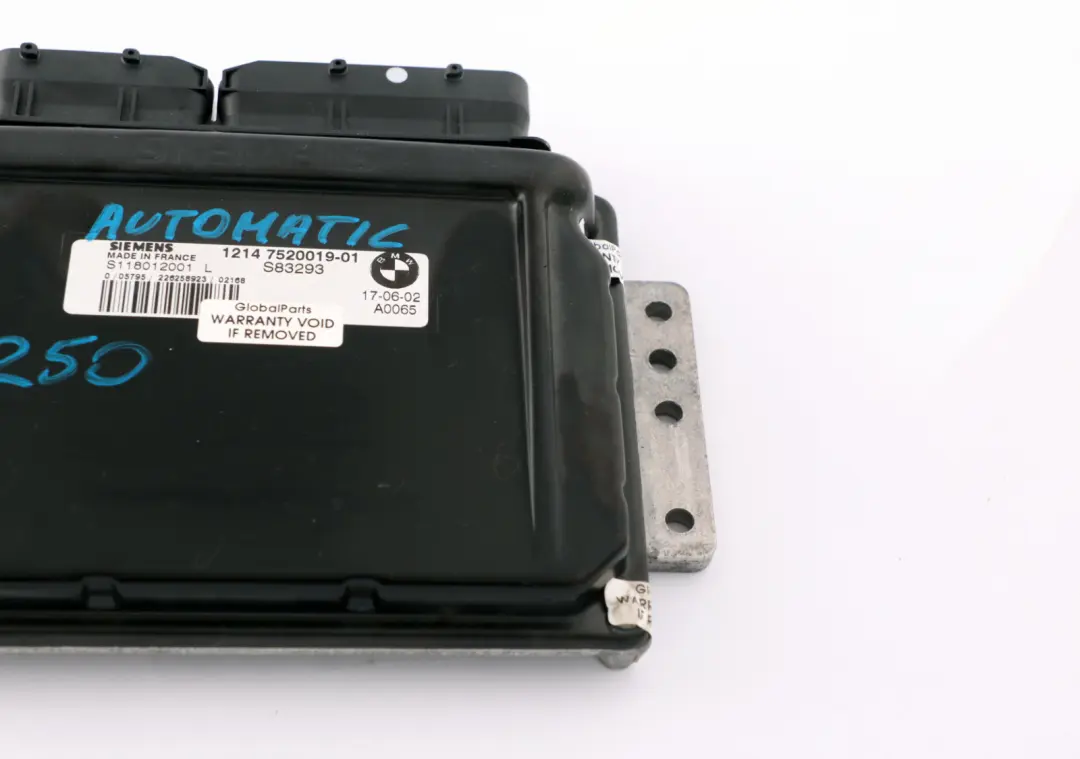 Control Unit DME Automatic Mini Cooper One R50 Petrol W10 W11 Engine - SKU 7520019 - Part number 7557395