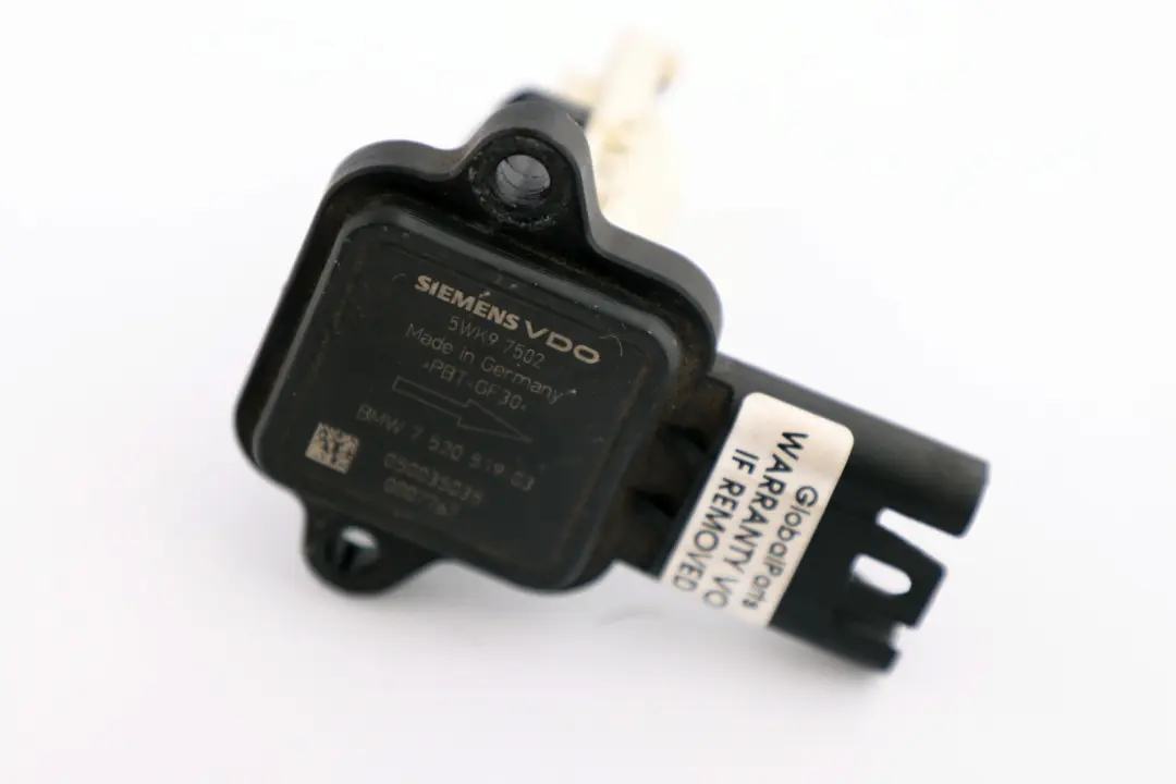  Medidor Masa Aire BMW E60 E61 E63 E65 E87 E90 E91 E92 Flujo MAF Sensor - SKU 7520519 - Número de pieza 7520519