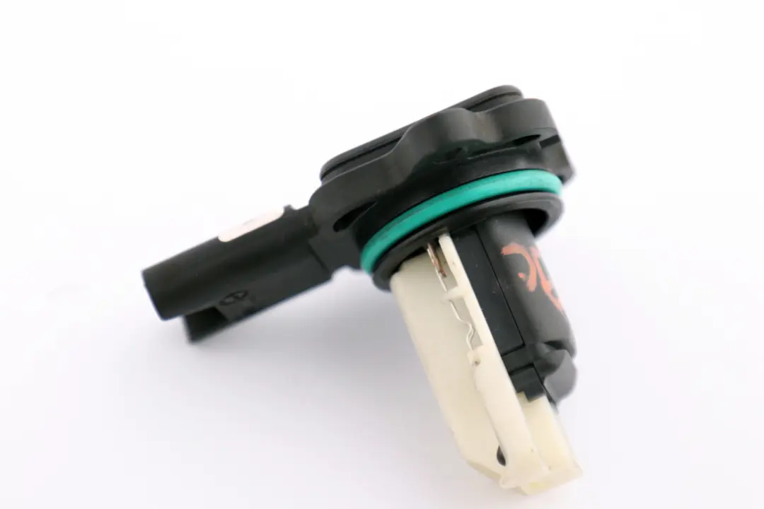 Mass Meter BMW E60 E61 E63 E65 E87 E90 E91 E92 Flow MAF Sensor to Air with Part number 7520519 Air Mass Meter BMW E60 E61 E63 E65 E87 E90 E91 E92 Flow MAF Sensor - SKU 7520519 - Part number 7520519