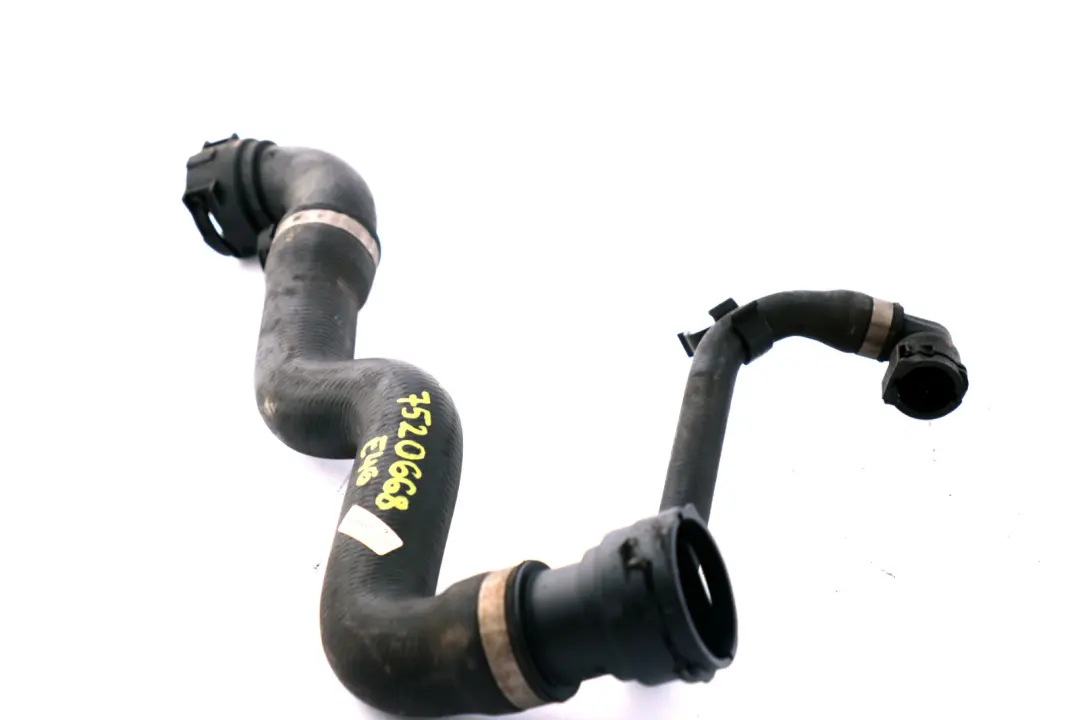 Wasserschlauch Vorlauf/Wärmetauscher für BMW 3 er E46 mit Teilenummer 7520668 BMW 3 er E46 Wasserschlauch Vorlauf/Wärmetauscher - SKU 7520668 - Teilenummer 7520668