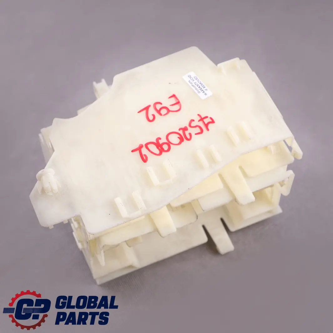 Uchwyt Mocowanie Komputera Silnika do BMW E60 E90 E92 o numerze 7520902 BMW E60 E90 E92 Uchwyt Mocowanie Komputera Silnika - SKU 7520902 - Numer Części 7520902