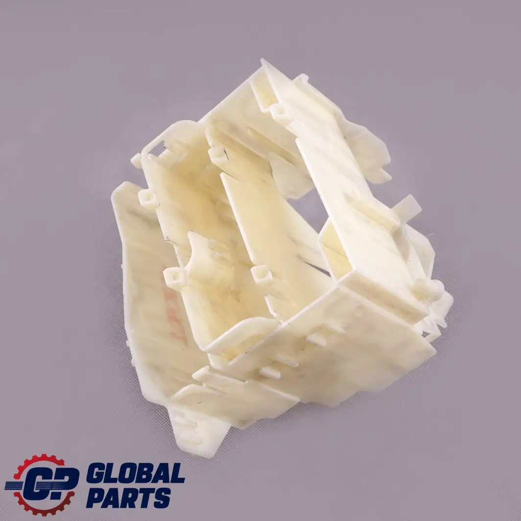 Trägerplatte Steuergerät Steuergeräte Träger Halter für BMW E60 E90 E92 mit Teilenummer 7520902 BMW E60 E90 E92 Trägerplatte Steuergerät Steuergeräte Träger Halter - SKU 7520902 - Teilenummer 7520902