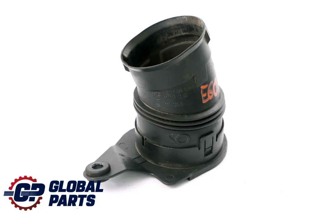 Dolot Rura Przewód Kolanko Wlot Powietrza do BMW E60 E61 o numerze 7521016 BMW E60 E61 Dolot Rura Przewód Kolanko Wlot Powietrza - SKU 7521016 - Numer Części 7521016