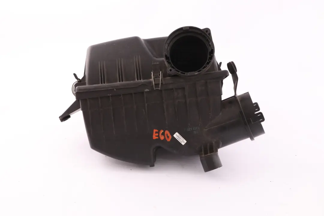 Silencieux d'admission Boîte de filtre à air pour pour BMW E60 E63 E64 à propos du numéro de pièce 7521020 BMW E60 E63 E64 Silencieux d'admission Boîte de filtre à air pour - SKU 7521020 - Numéro de pièce 7521020