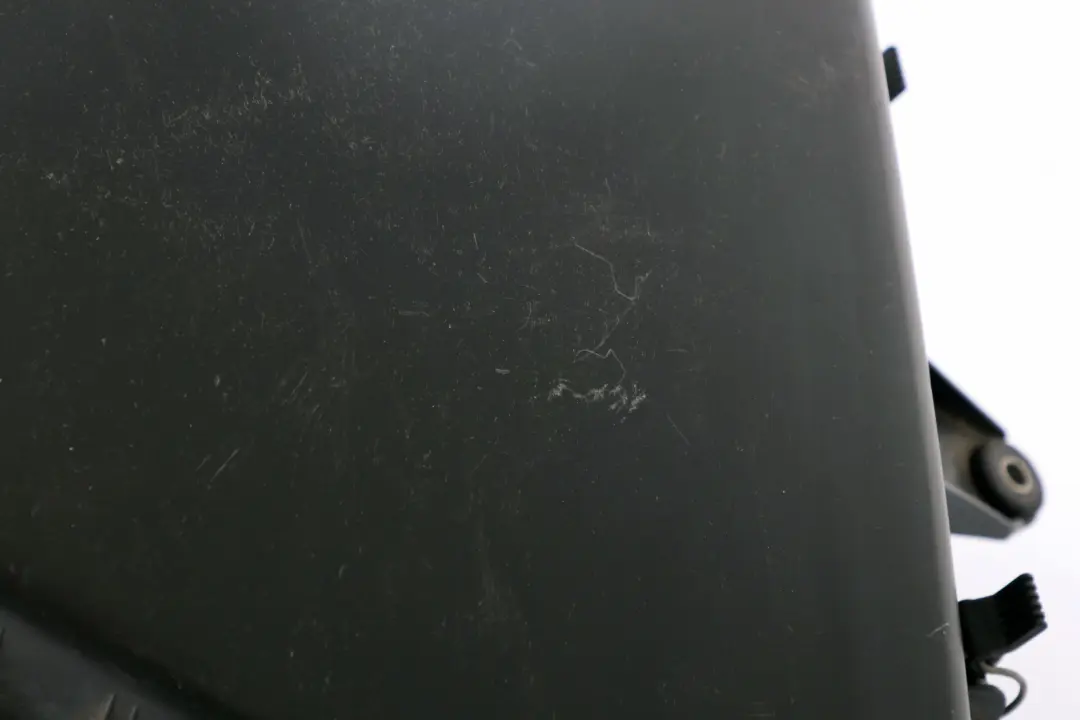 Silencieux d'admission Boîte de filtre à air pour pour BMW E60 E63 E64 à propos du numéro de pièce 7521020 BMW E60 E63 E64 Silencieux d'admission Boîte de filtre à air pour - SKU 7521020 - Numéro de pièce 7521020