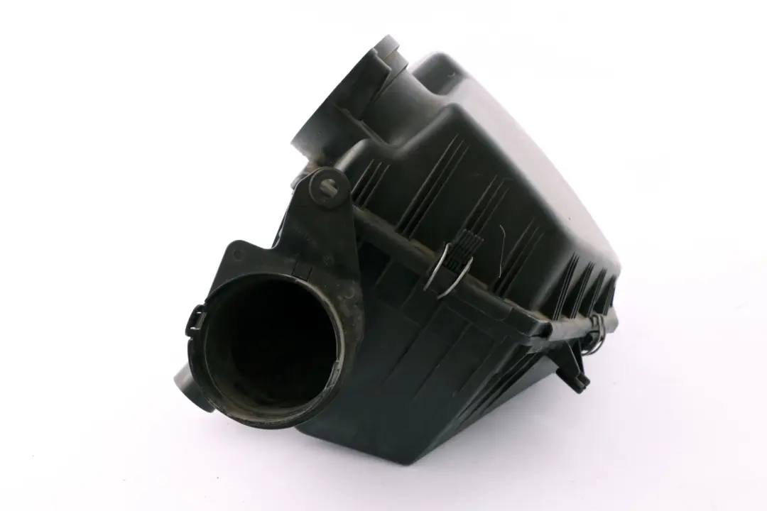 Silenciador de admisión Caja de filtro de gasolina para BMW E60 E63 E64 con número de pieza 7521020 BMW E60 E63 E64 Silenciador de admisión Caja de filtro de gasolina - SKU 7521020 - Número de pieza 7521020