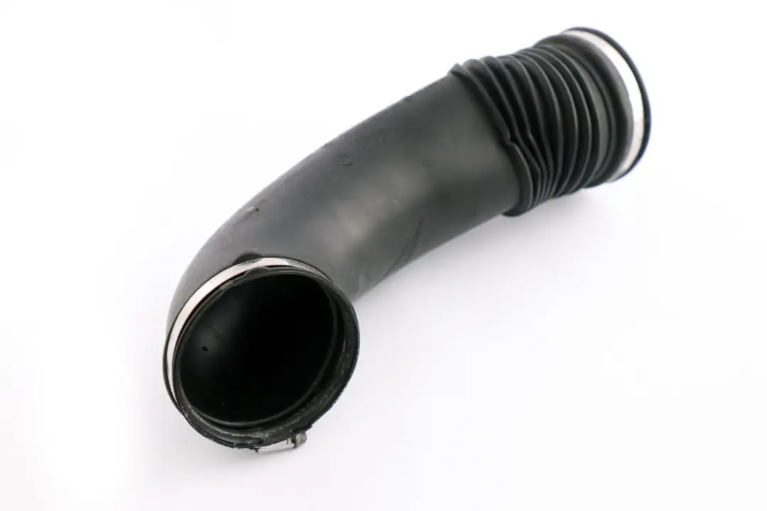 BMW 5 6 E60 E61 E63 E64 Carcasa del conducto de aire Bota de goma - SKU 7521024 - Número de pieza 7521024