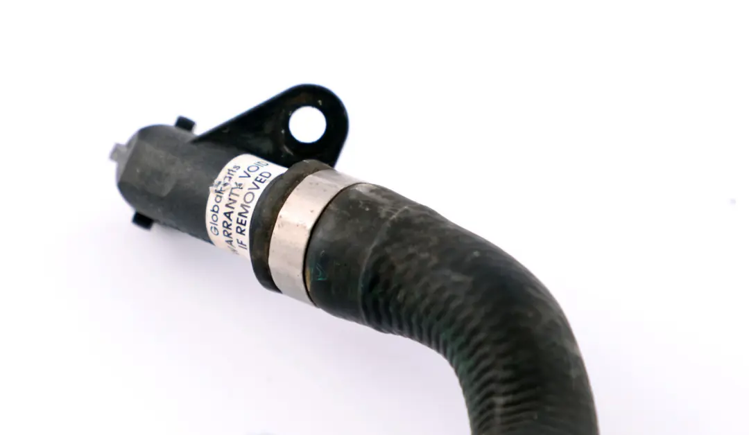 Schlauch Wärmetauscher Motoröl Kühler für BMW 1 3 er E81 E87 E90 Diesel mit Teilenummer 7521066 BMW 1 3 er E81 E87 E90 Diesel Schlauch Wärmetauscher Motoröl Kühler - SKU 7521066 - Teilenummer 7521066