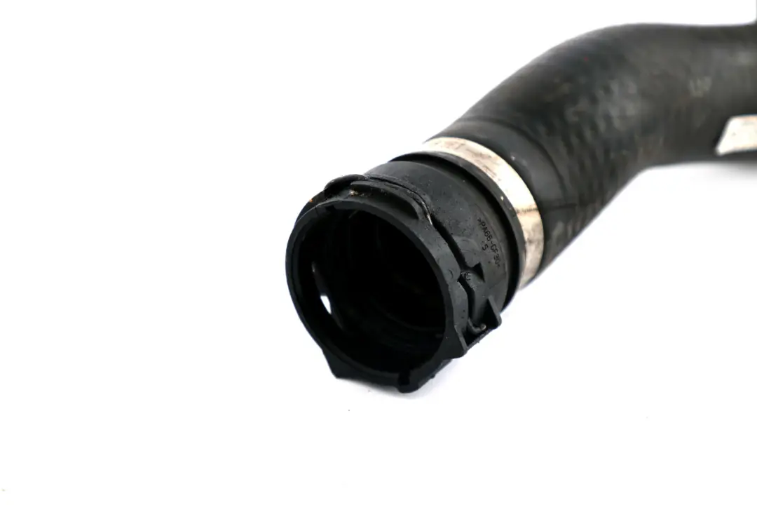 Rura Wąż Przewód Chłodnicy Silnika do BMW E60 E61 E63 LCI o numerze 7521777 BMW E60 E61 E63 LCI Rura Wąż Przewód Chłodnicy Silnika - SKU 7521777 - Numer Części 7521777