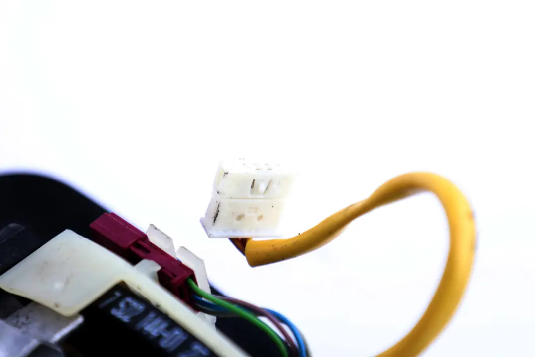 Schaltwähler BMW E60 E61 E63 E64 Automatik Schalthebel Steptronic für mit Teilenummer 7522144 Schaltwähler BMW E60 E61 E63 E64 Automatik Schalthebel Steptronic - SKU 7522144 - Teilenummer 7522144