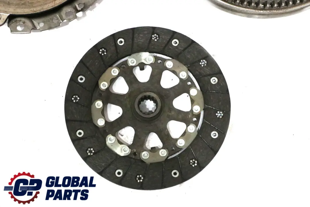 W17 Zweimassenschwungrad Kupplungssatz für BMW Mini R50 One D Diesel mit Teilenummer 7522457 BMW Mini R50 One D Diesel W17 Zweimassenschwungrad Kupplungssatz - SKU 7522457 - Teilenummer 7522457
